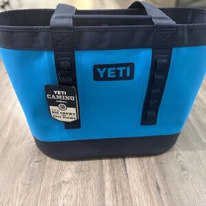 YETI Camino Carryall Tote - Vibrant Blue and Black